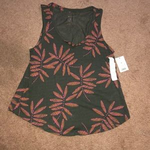 NWT A New Day Olive Leaf Tank Top Medium